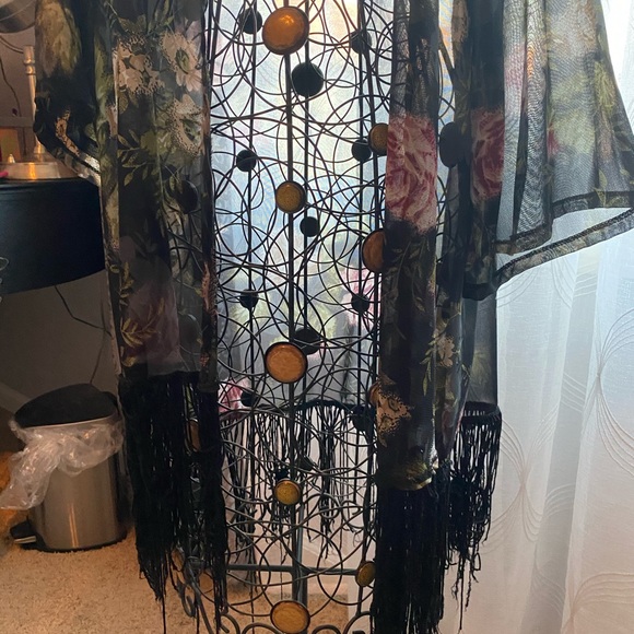 floral kimono shawl - Picture 3 of 4
